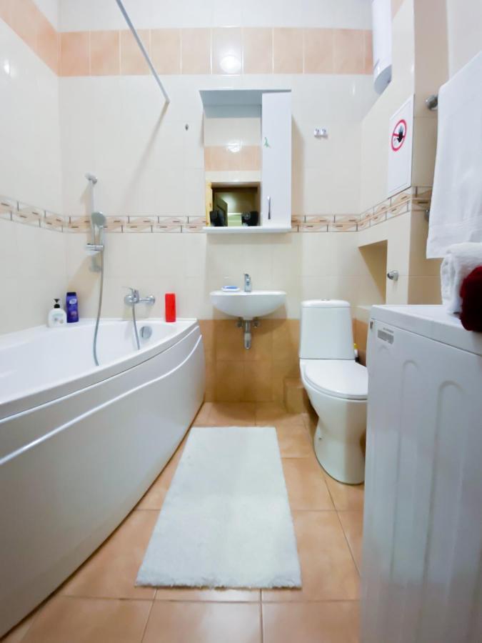Rent Kiev Apartment 2 Min Metro Chernihivska Ngoại thất bức ảnh